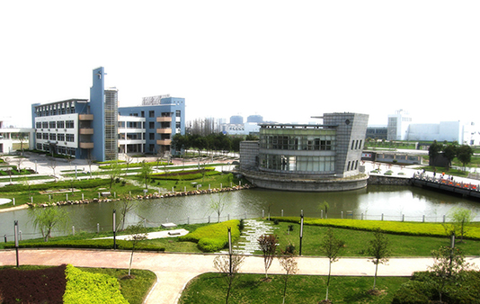昆山登云科技职业学院